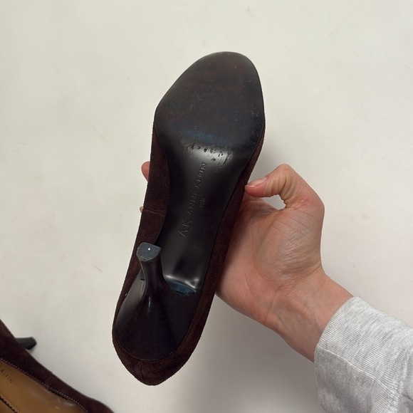 ANNE KLEIN Suede Loafer Kitten Heels - Picture 5 of 10